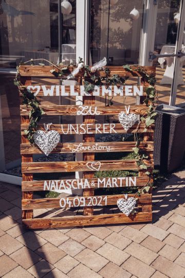 Blühende Liebe im Obstgarten: Eine Boho-Hochzeit in der Vila Vita Pannonia in Pamhagen