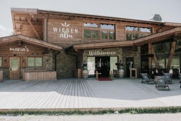 Aussergewöhnliche Berghochzeit in Tirol