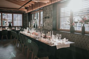 Klassische Hochzeit im modernen Ambiente in Tirol