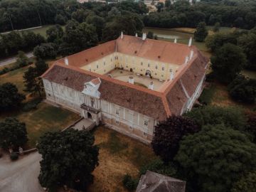 Hochzeitsreportage in Niederösterreich: Schloss Rohrau