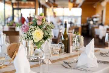 Hochzeitsreportage in Burgenland: Seerestaurant Katamaran Rust