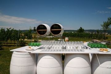 Therese & Atahan im Weingut Esterhazy