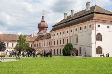 Hochzeitsreportage in Niederösterreich: Benediktinerstift Göttweig