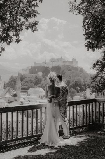 Heiraten in der Stadt Salzburg mit Blick auf die Festung Hohensalzburg