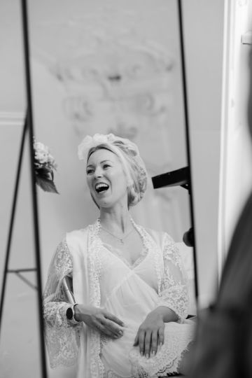 Ein Hochzeitstag zwischen Eleganz und echten Momenten im Schloss Hof