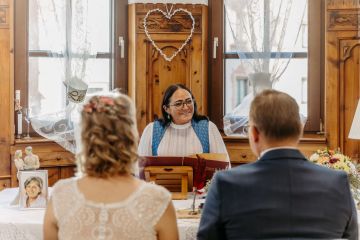 Traditionelle Herbsthochzeit in Navis: Maria & Paul im Tal der Liebe