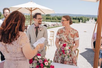 Traumhochzeit mit Kutschenfahrt in Schloss Hof