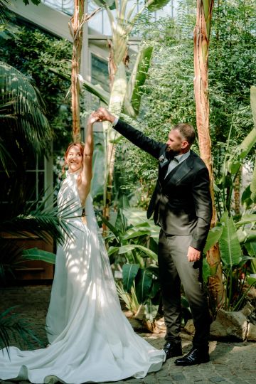 Hochzeit mit Fotoshooting im Botanischen Garten – natürlich & elegant