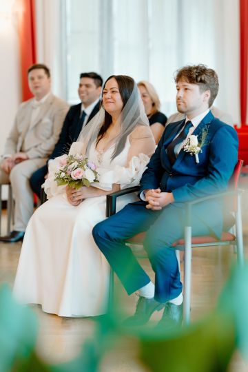 Frühlingshochzeit in Wien – festliche Feier fotografiert