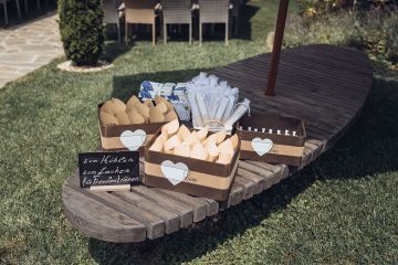 Wunderbare Hochzeit im Freien bei Restaurant Allmer im Weiz