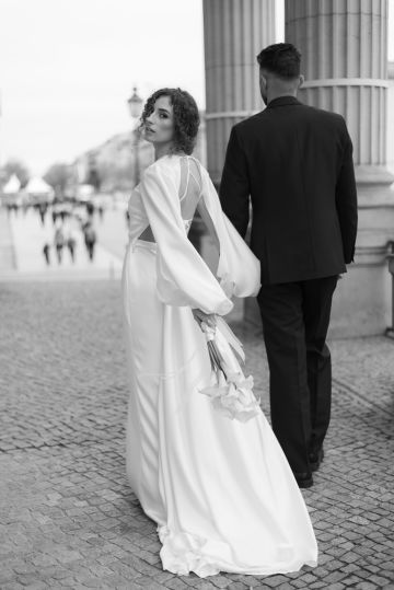 Urban Love: Modernes Styled Wedding Photoshoot auf der Museumsinsel Berlin