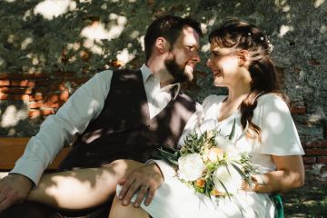 Standesamtliche Sommerhochzeit im Schloss und Schlossgarten