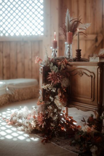 Liebe im goldenen Herbst. Unsere Hochzeit in den Bergen. 