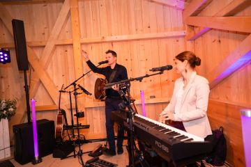 Hochzeitsparty am Unterkagererhof