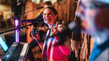Livemusik und volle Tanzfläche beim Hussenbauer in Mondsee