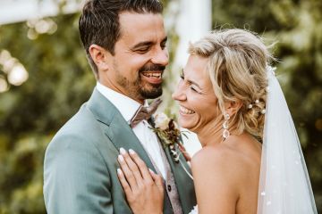 Sommerhochzeit auf dem Weingut Holler in Österreich – Outdoor-Trauung in den Weinbergen