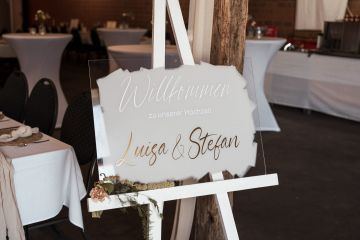 Hochzeit in Borken NRW – Stilvolle Scheunenhochzeit mit Brautpaarshooting