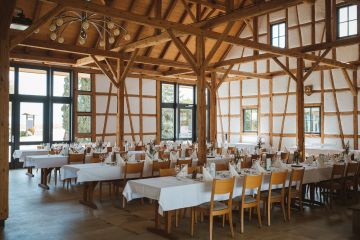 Hochzeit in Geislingen mit Feier in der Straußenfarm Böhmenkirch | Authentische Hochzeitsreportage