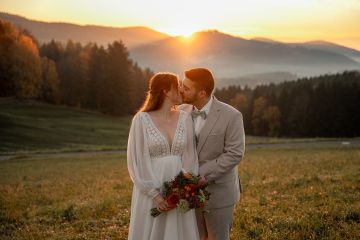 Zwischen Nebel & Berggipfeln – ein Elopement bei Sonnenaufgang