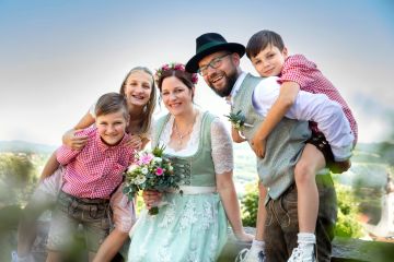 Hochzeit in Pinggau – mit Herz, Traktor und Sonnenschein