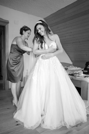 Bräuche, Emotionen und Wetterkapriolen – eine traditionelle Hochzeit in Zöbern