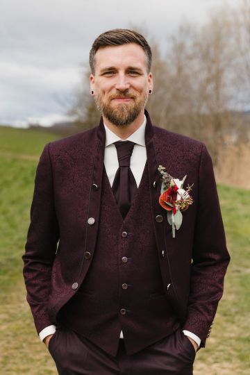 Zwischen Regentropfen und Sonnenstrahlen – Hochzeit im Museumsdorf Krumbach