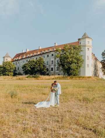 Hochzeit im Gut Petronell – Exklusives Bridal Styling & Tagesbegleitung