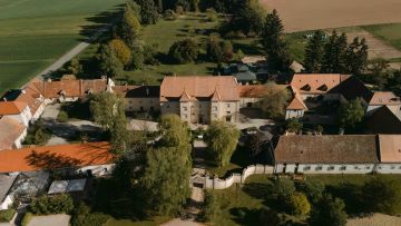 Zeitlose Eleganz im Schloss Gurhof