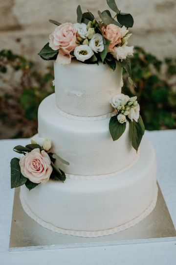 Traumhochzeit im Freien auf Schloss Totzenbach