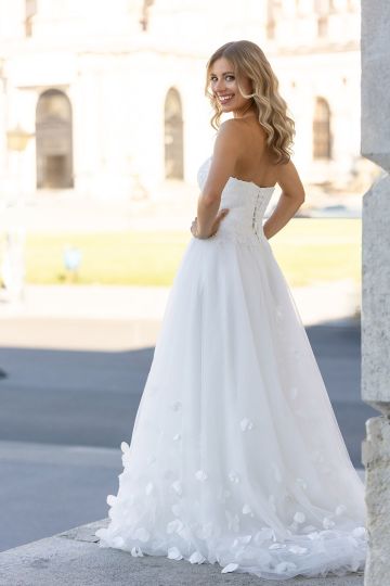 Zwischen Kunst und Couture – Bridal Shooting Wien