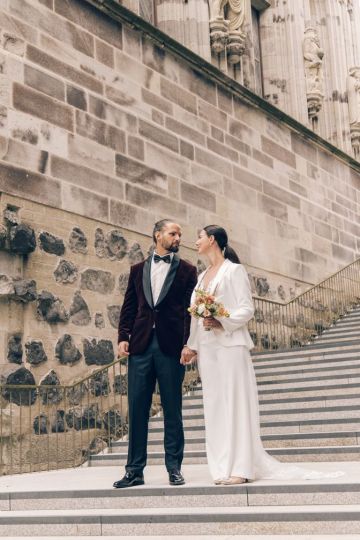 Moderne Sommerhochzeit mit Standesamt und freier Trauung