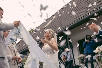 Herzlich, locker und persönlich - Hochzeit im Wiener Heurigen mit ganz viel Gefühl