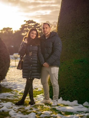 Romantische Verlobungsfotos im Schlossgarten Schönbrunn
