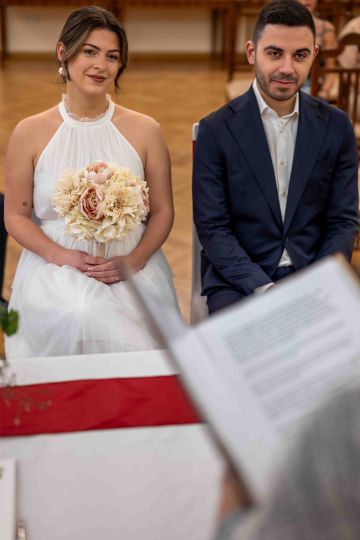 Ihr professioneller Hochzeitsfotograf Standesamt Melk – Emotionale Momente & Feier im Restaurant Süddeck fotografieren lassen