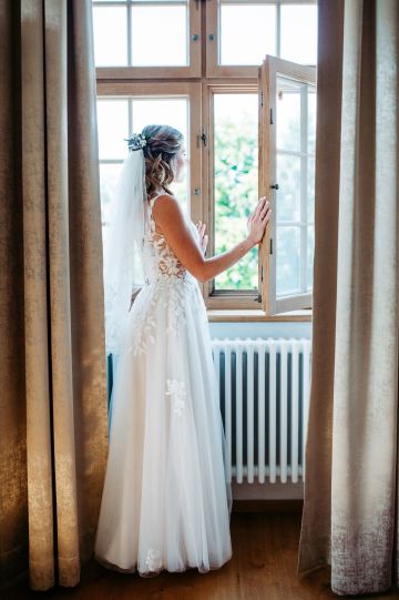 „Bretagne meets Innviertler Versailles“: Ein zweisprachiges Hochzeitsmärchen