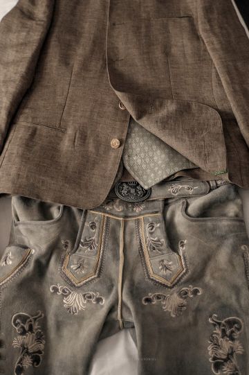 Moderne Hochzeit in Wien – Männerhochzeit in der Sisi Kapelle & im Oktogon am Himmel