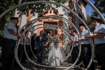 Kirchliche Hochzeit: Der besondere Moment nach der Trauung von Anna & Björn
