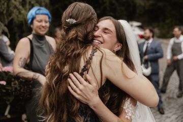 Romantische Hochzeit am Reisenberg – Marie & Tobias feiern ihre Liebe über den Dächern Wiens