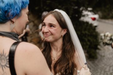 Romantische Hochzeit am Reisenberg – Marie & Tobias feiern ihre Liebe über den Dächern Wiens