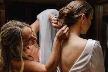 Magische Hochzeit am Reisenberg - Lisa & Thorben trotzen Regen mit Liebe