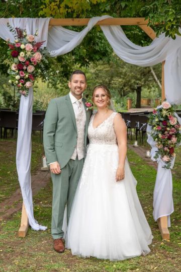 Wunderschöne Hochzeit im Freien