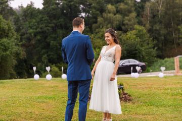 Emotionale wunderschöne Outdoor-Hochzeit von Irene und Markus