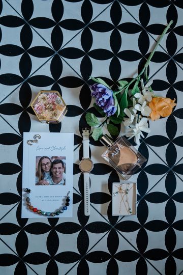 Lena & Christoph – Moderne Eleganz im Fernblick