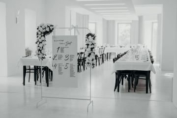 Black & White Hochzeit im Refugium Hochstrass