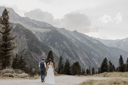 Ja-Wort auf 1640 m“ – Exklusive Berghochzeit auf der Grawandhütte Exklusives Juni-Angebot all Inklusive für 30 Personen