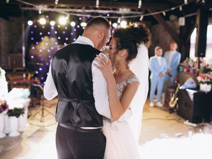 Ihr heiratet noch 2026? Wir liefern Musik für jeden Moment eurer Hochzeit