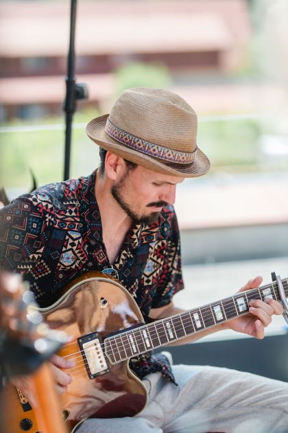 SOLO - Musik für eure Hochzeitszeremonie SOLO - Musik für eure Hochzeitszeremonie