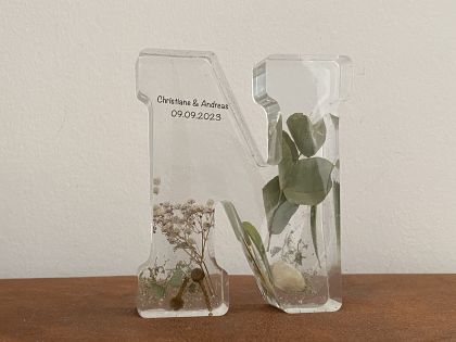 Brautstrauß konserviert in Buchstabe Brautstrauß konserviert in Buchstabe