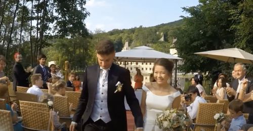 Traumhafte zweisprachige Märchenhochzeit auf Schloss Hernstein
