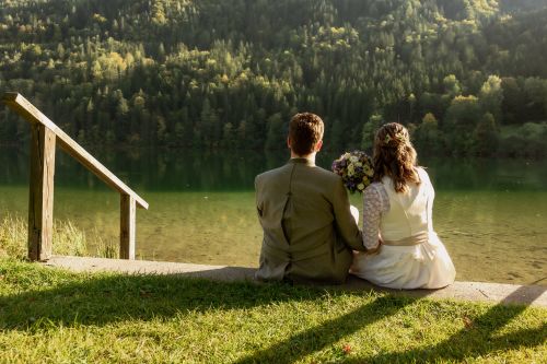 Märchenhafte Hochzeit am See Märchenhafte Hochzeit am See